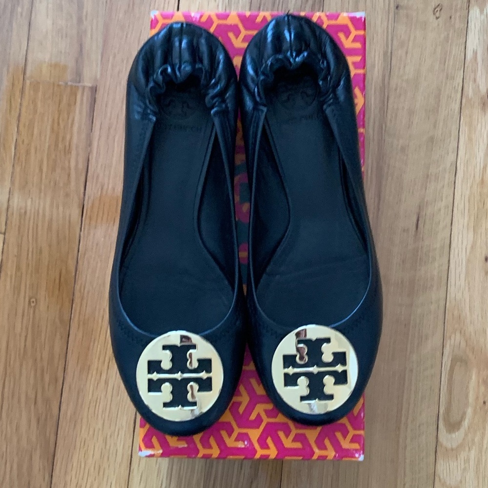 Sold - Tory Burch Flats - like new - Picture 1 of 5
